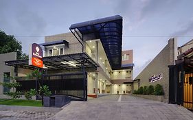 Grand Kebonsari Guesthouse